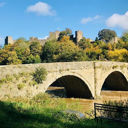 Flower Cottage By Ludlow Castle With Onsite Parking מראה חיצוני תמונה