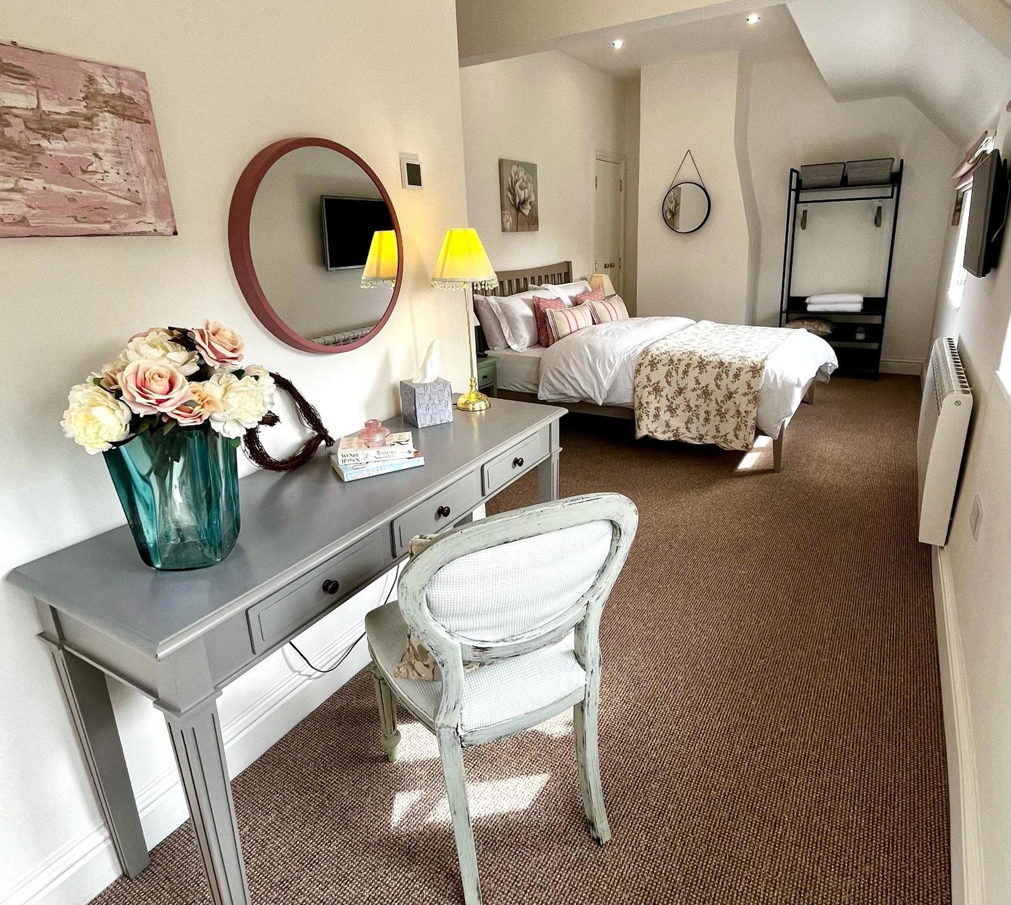 Flower Cottage By Ludlow Castle With Onsite Parking מראה חיצוני תמונה