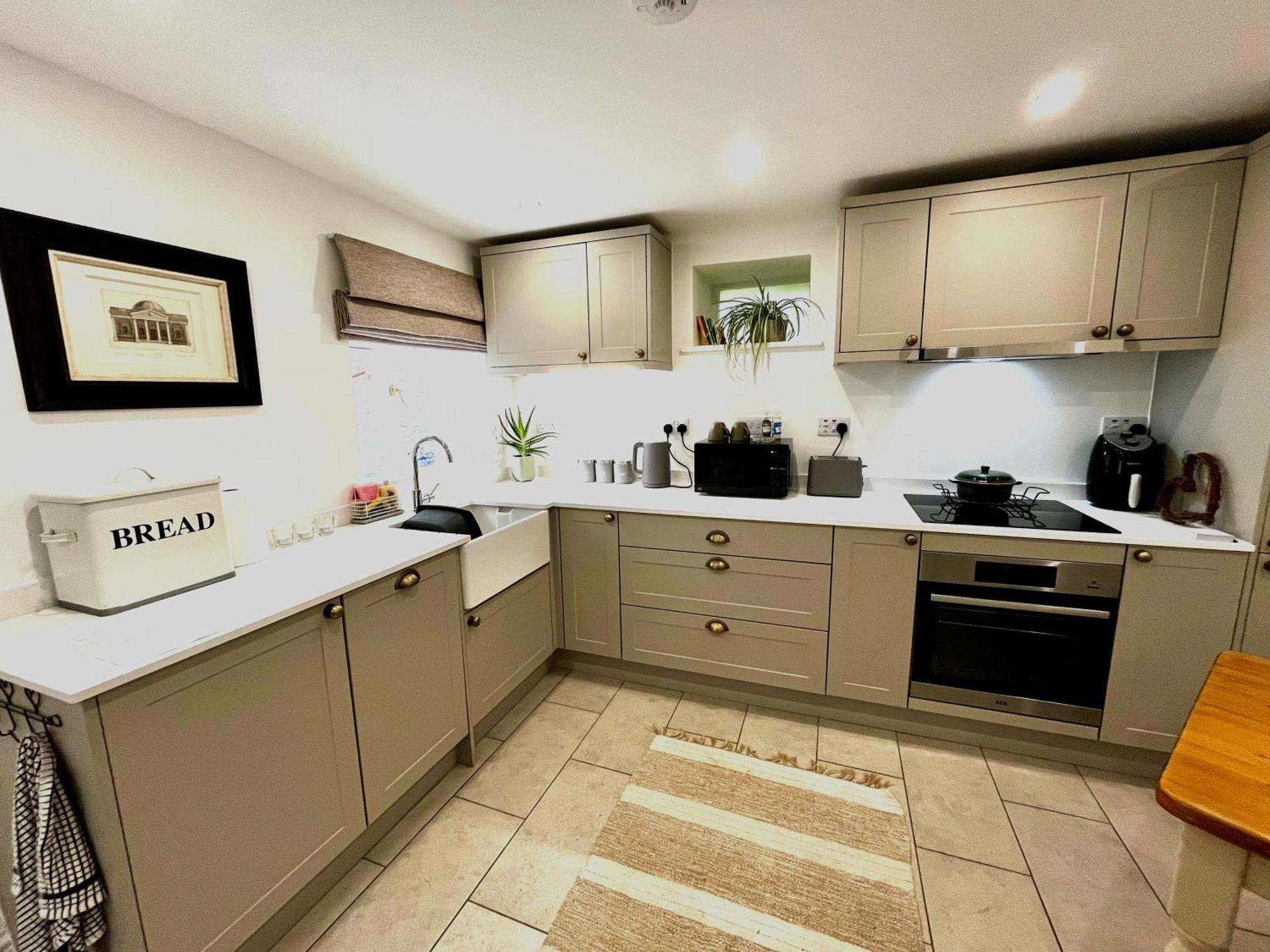 Flower Cottage By Ludlow Castle With Onsite Parking מראה חיצוני תמונה